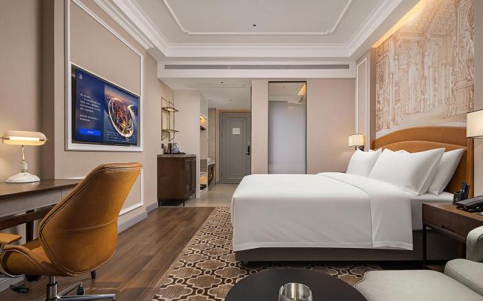 Vienna International Hotel Classic Edition Luoyang Longmen High-speed Railway City Government