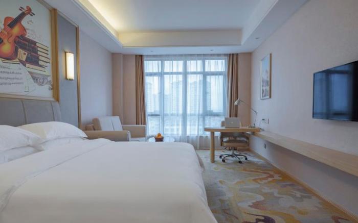 Vienna International Hotel Hunan Shaodong High-speed Railway Station Trade City