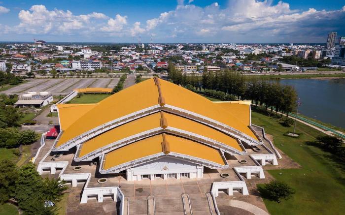 Naya Park View Hotel