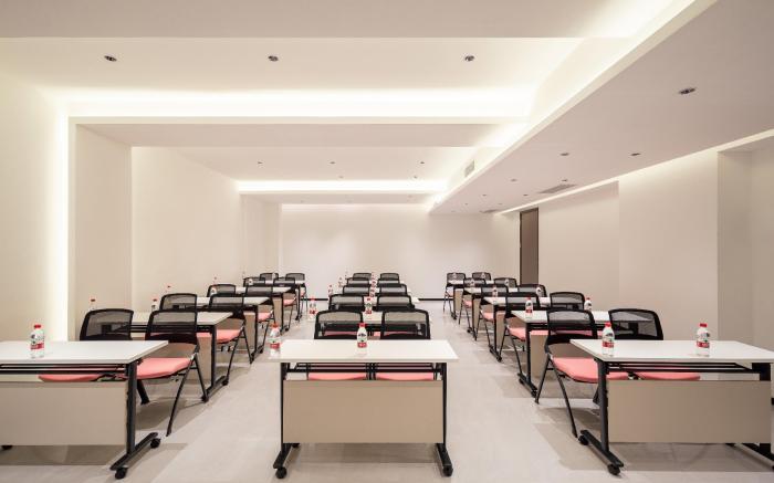 Yitel Collection Zhuanghe Wuyi Square