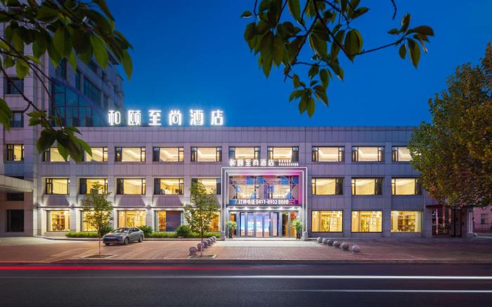 Yitel Collection Zhuanghe Wuyi Square