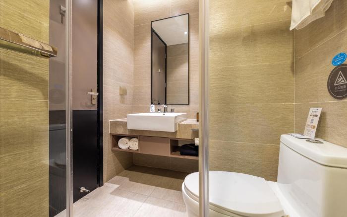 Home Inn Plus Lanzhou Zhangye Road Dongkou Provincial Government Metro Station