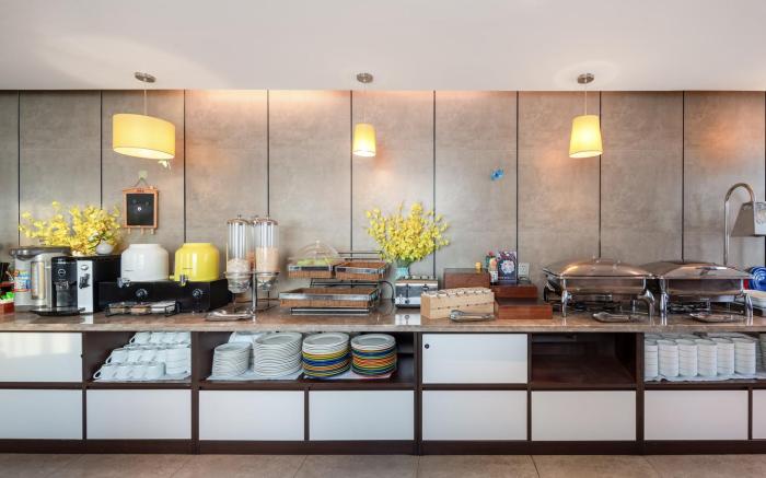 Home Inn Plus Urumqi Huanghe Road Traditional Chinese Medicine Hospital Hetian 2nd Street