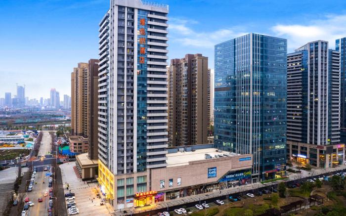 Vienna Hotel Wuhan Hanyang Guobo Jiangcheng Avenue