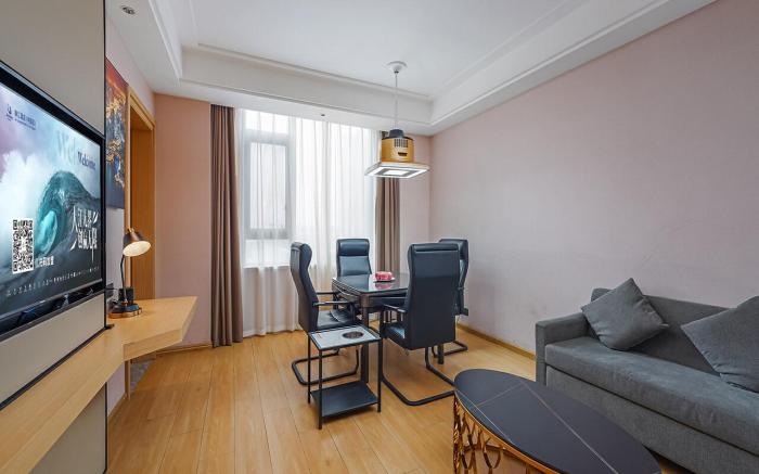 Vienna Hotel Qianjiang High Speed Railway Longxia City