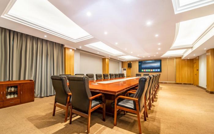 Vienna Classic Hotel Henan Nanyang Xinye Bus Station