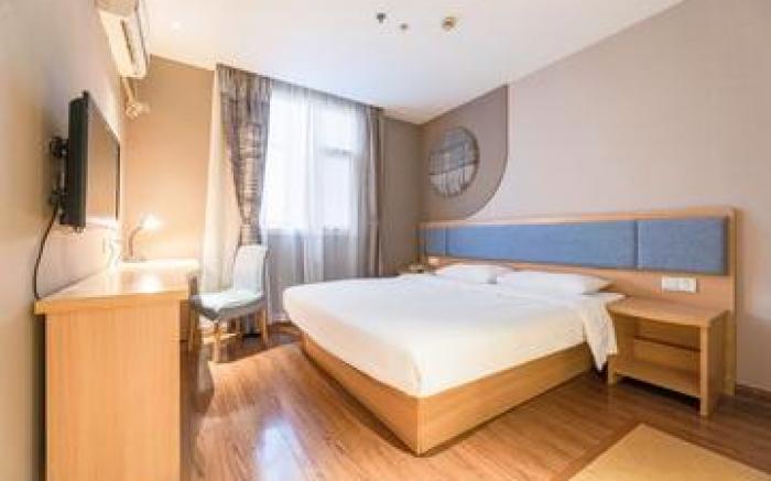 Home Inn Neo Ningbo Airport Shiqi Metro Station