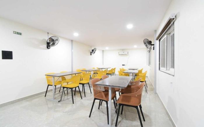 Townhouse Oak MGBS Station Hyderabad