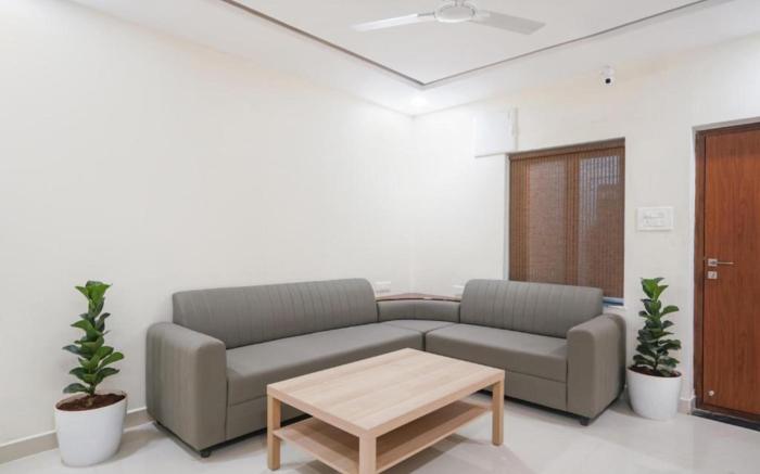 Hotel Urban Prime Near Hitech City