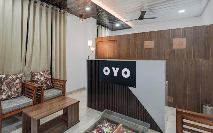 Hotel O THE GOMTI GLITZ