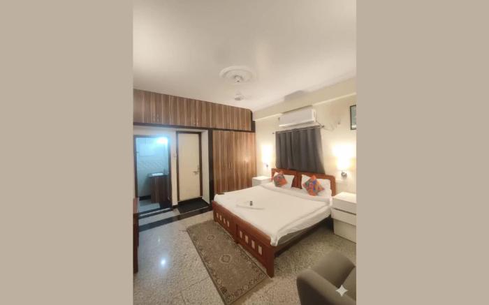 Hotel Urban Eminence Banjara Hills, Near Shri Jagannatha Swami Temple