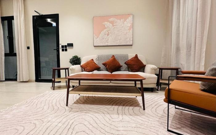 Pure Stay|Elegant 2BR In Alolaya