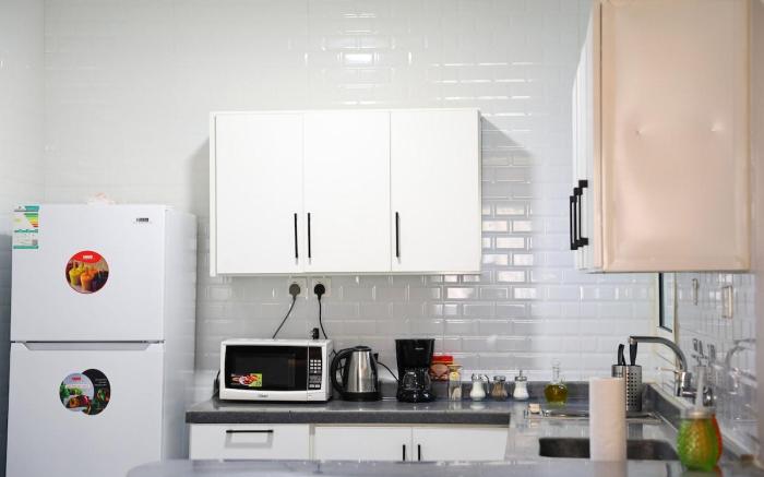 luxurious entire 1bd apt - Self entry