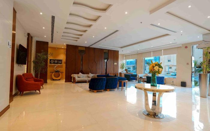 Celine Home Serviced Apartment Al Malqa
