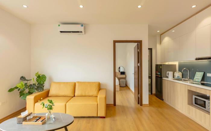 LUMI WEST LAKE APARTMENT