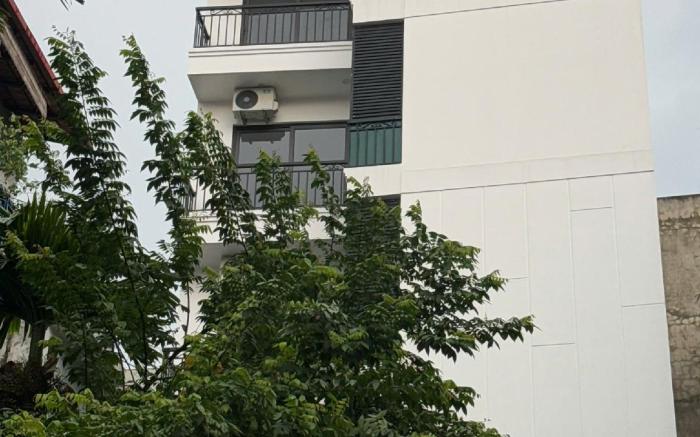 Hera West Lake Apartment