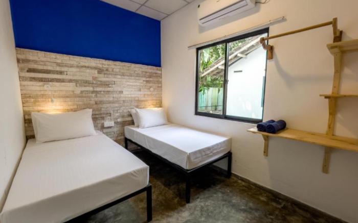 Lost & Found Hostel Weligama
