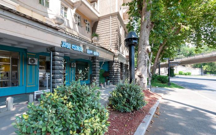 Capsule Hotel Happy lounge