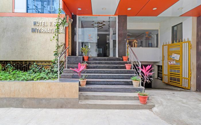 FabHotel VSR International