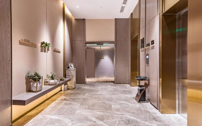 Quanzhou Fengze Puxi Wanda Plaza Yishang PLUS Hotel