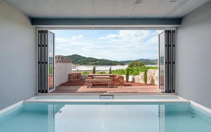 Namhaezimong Drawing Pool Villa