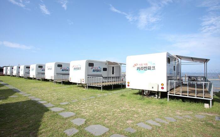 Sea Caravan