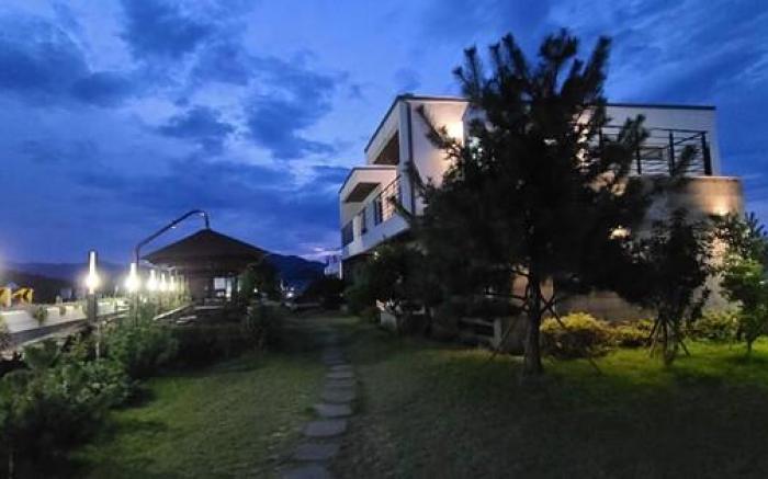 The Cape Poolvilla