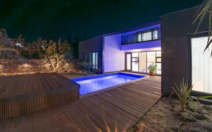 Gobajin In Dokchae Hot Spring Pool Villa