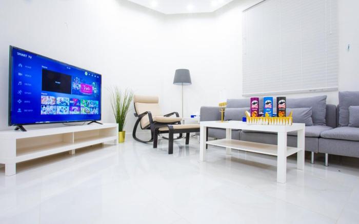 Studio with side entrance and self check-in (1)