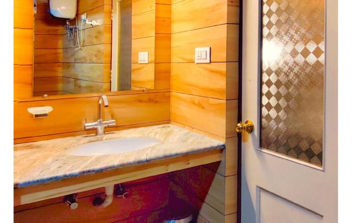 HOTEL NORLING RETREAT