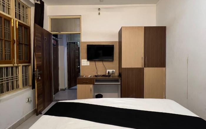 Hotel Kiara Inn Rooms and Banquet