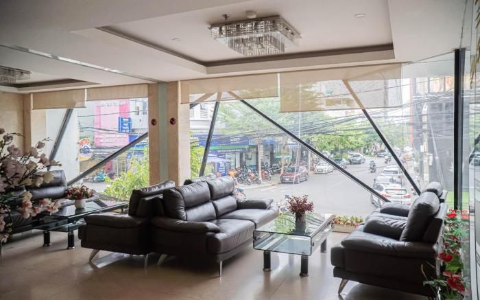 Gold Apartment Center  By Haviland