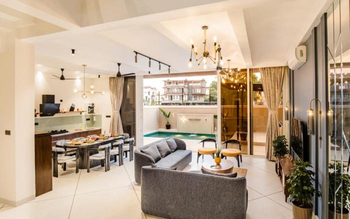 Aaramghar Stays - 4BR M-Quest