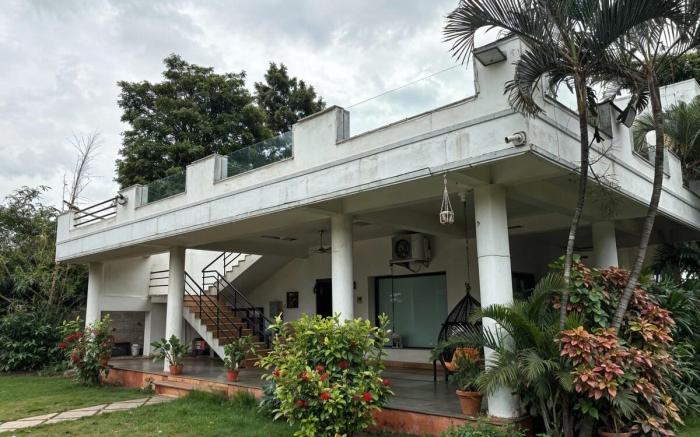 BluePebble Villa Private Pool Retreat by Homeyhuts