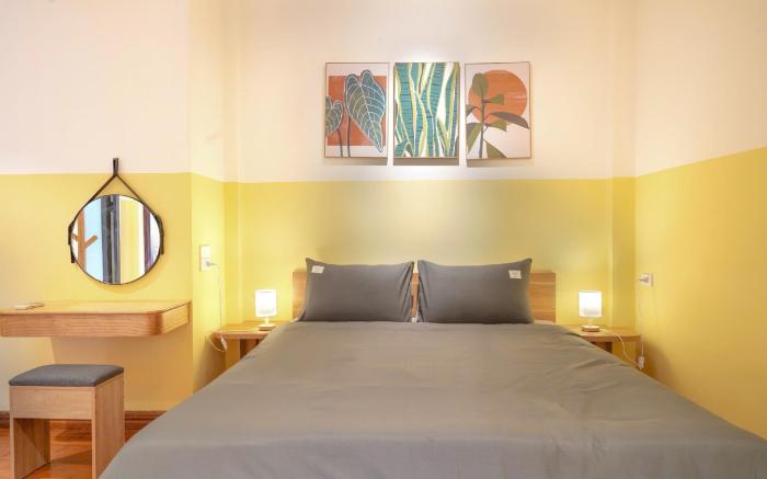 Private House/ 4Beds/ Big Balcony/ Old Quarter