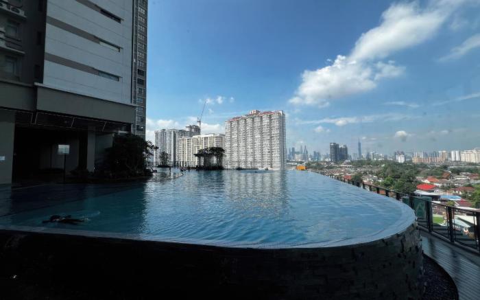 Kenwingston Platz @ KL North