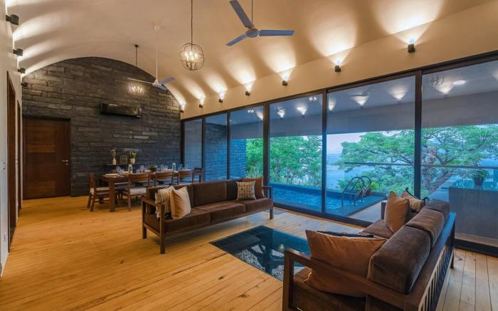SaffronStays Yahvi, 2BHK Pawna Lakeview Villa
