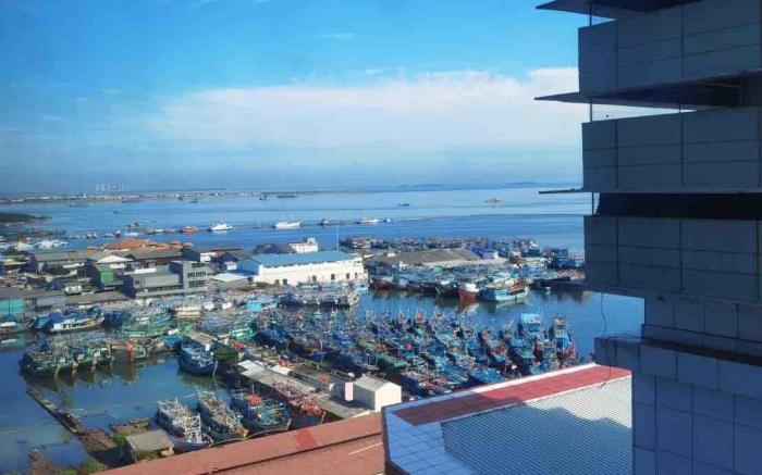 Sky Heaven Greenbay Apartment in North Jakarta