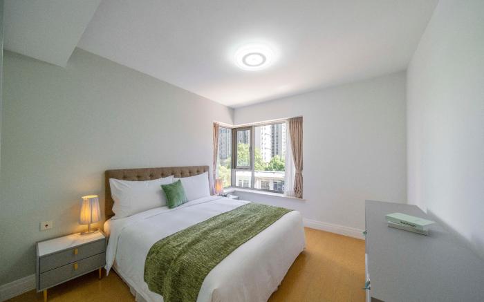 Tyms Modern 2BR 1 Living Room Apartment Near Metro