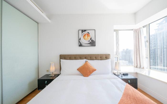 Tyms Elegant 2 Bedroom 1 Living Haven