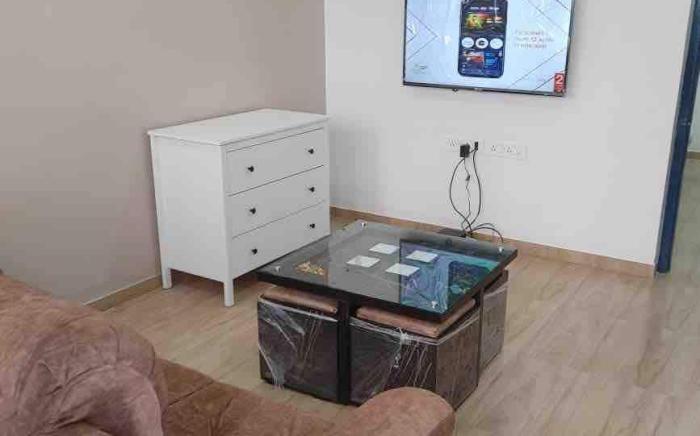 Estrella-2bhk-pool-stargazin-glasroom-ElixirHomes