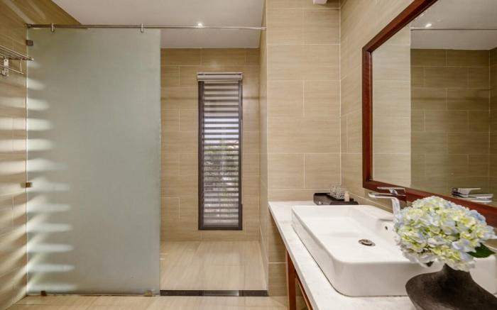 King room at Antique Hoian