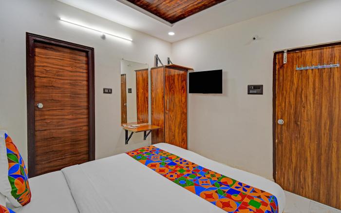 FabHotel SP Grand Suites