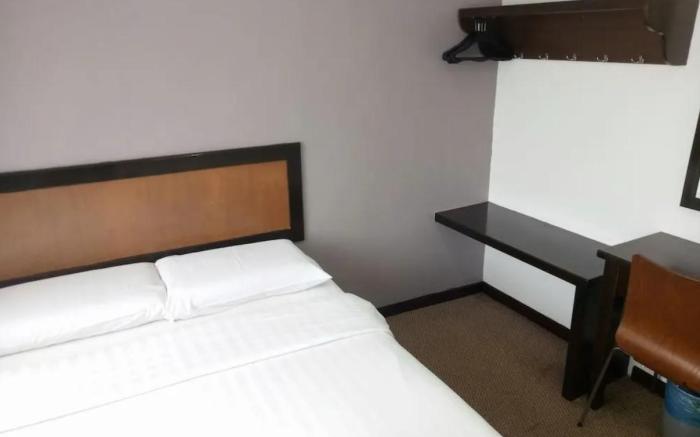 Desa Queenspark Hotel