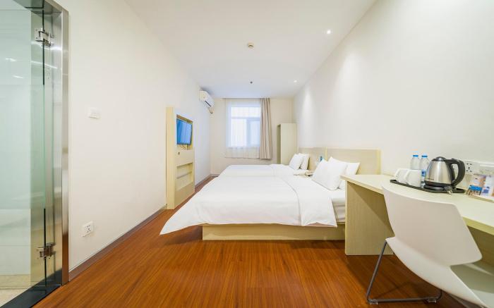 Hanting Hotel Shanghai Sichuan North Road Dongbaoxing Road Metro Station