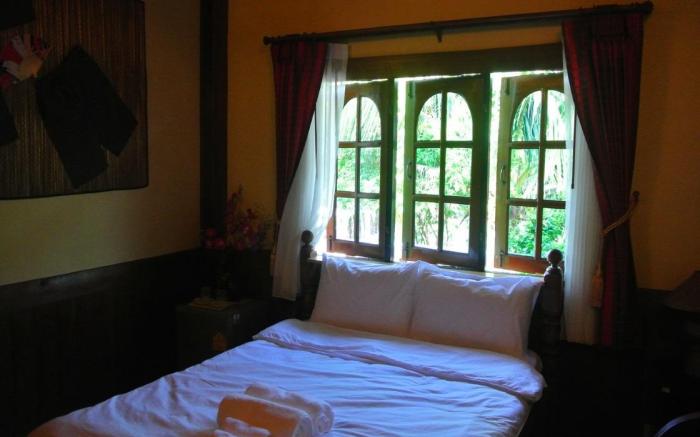 Himawari Restaurant and Cottage