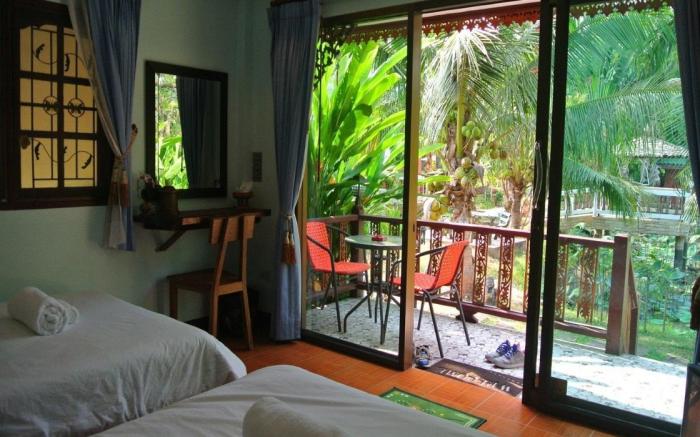 Himawari Restaurant and Cottage