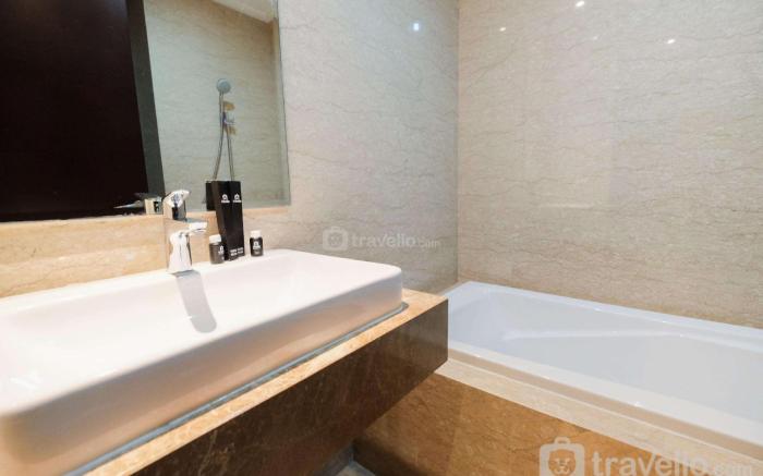 Comfortable 2BR Menteng Park Apartment By Travelio