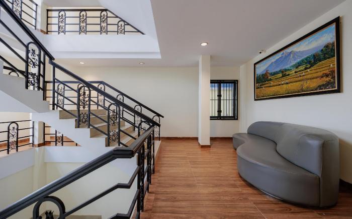 RedDoorz Plus near Ferry Terminal Batam Center