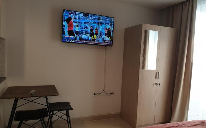 Cozy and Fully Furnished Apartemen Wes vista